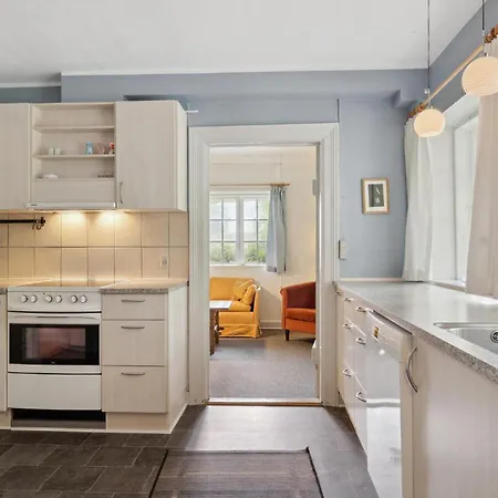 2 Bedroom Beautiful In Holiday home Ringe
