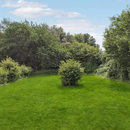 2 Bedroom Beautiful In