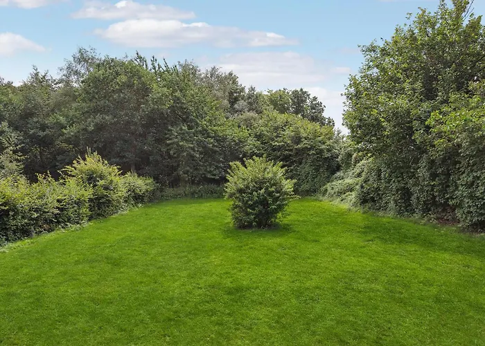 2 Bedroom Beautiful In